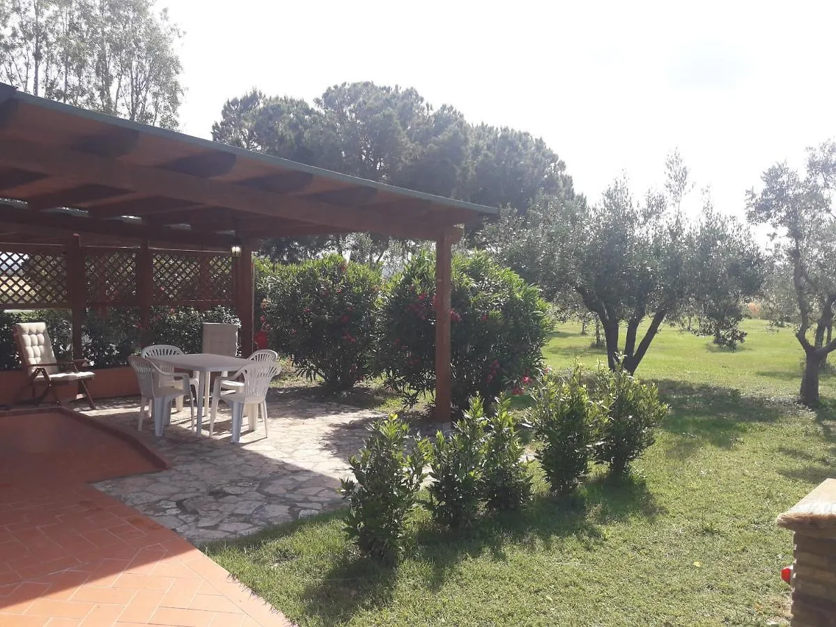 Agriturismo Il Pescinone Venturina Terme 0*,  Italy