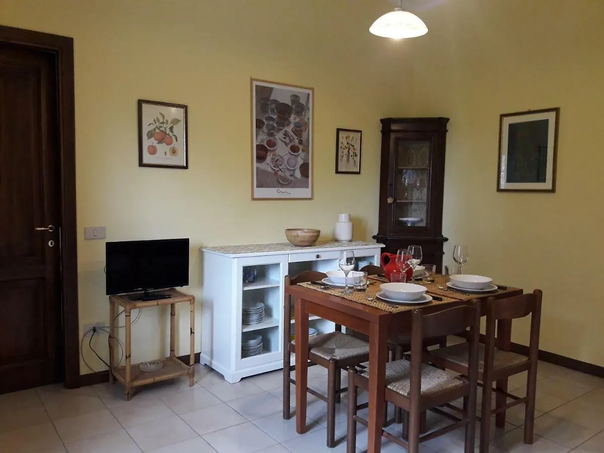 Agriturismo Il Pescinone Venturina Terme 0*,